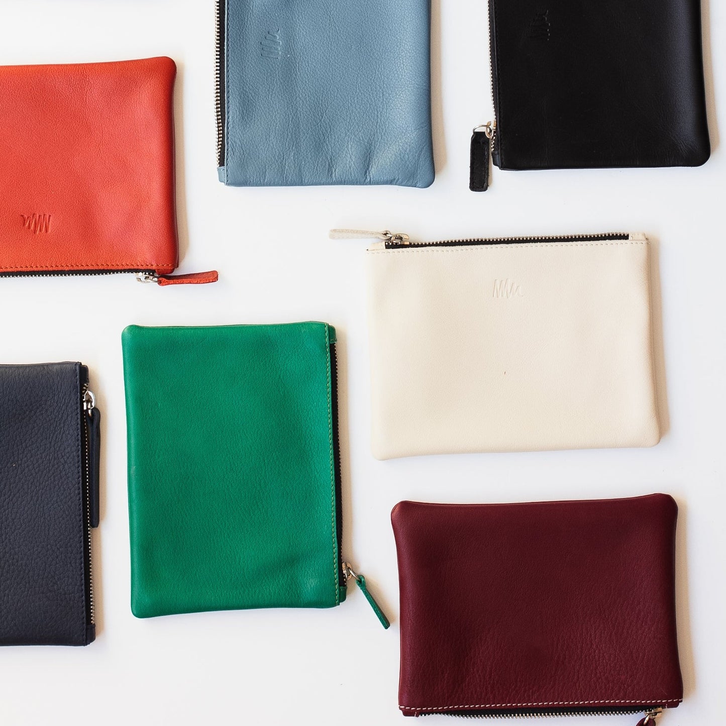 Cartera de cuero granate