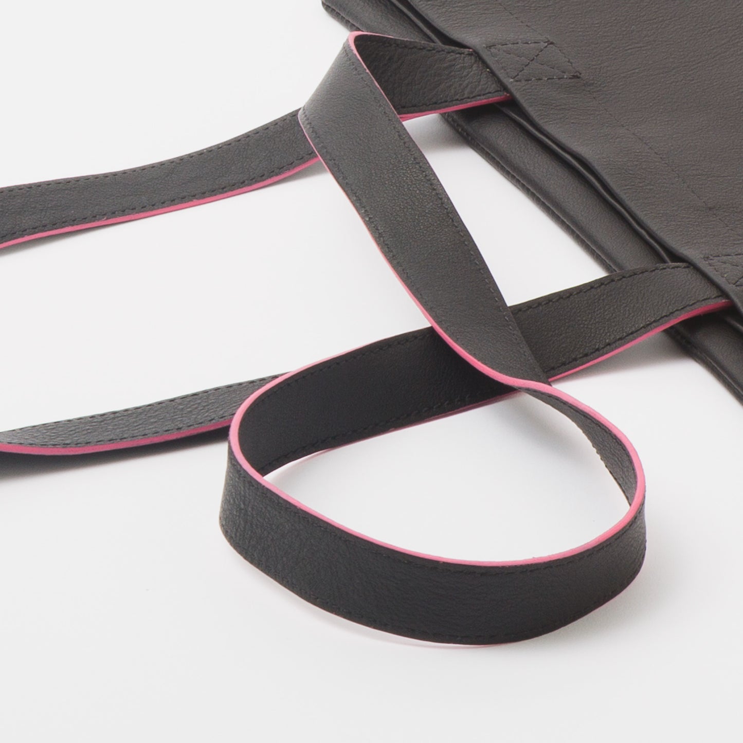 Tote market de cuero negro