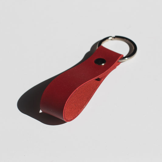 Llavero de cuero granate