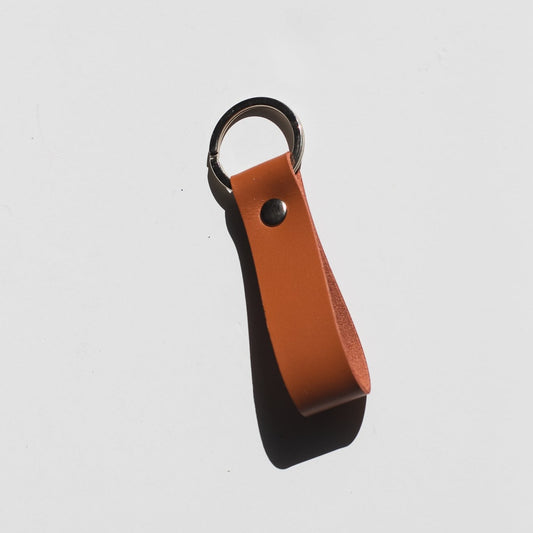 Llavero de cuero camel