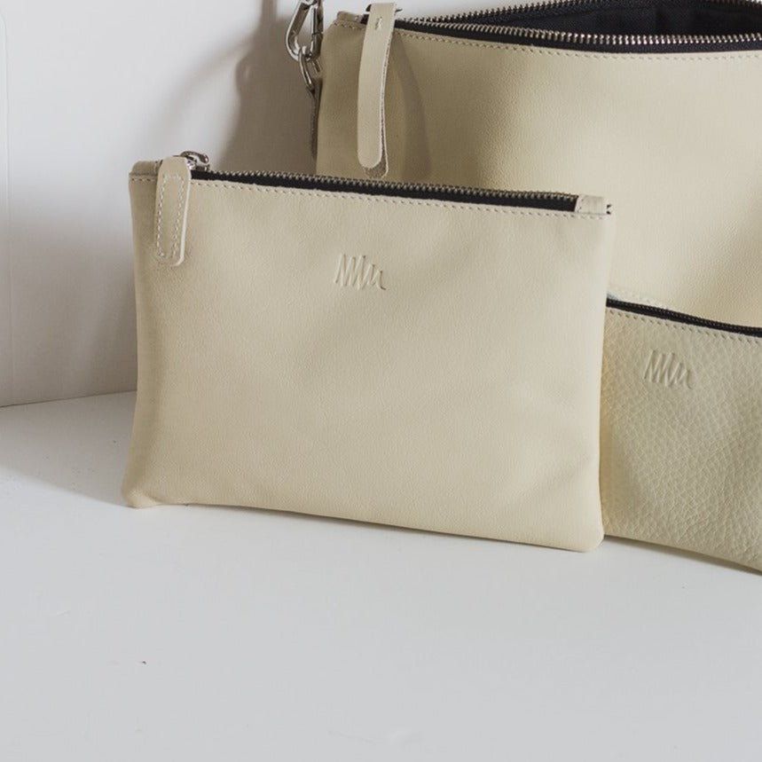 Cartera de cuero cruda