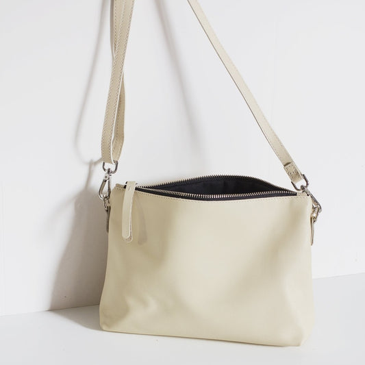 Pouch de cuero con asas crudo